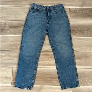 Madewell 90s Straight Crop Jeans in Medium Blue Denim